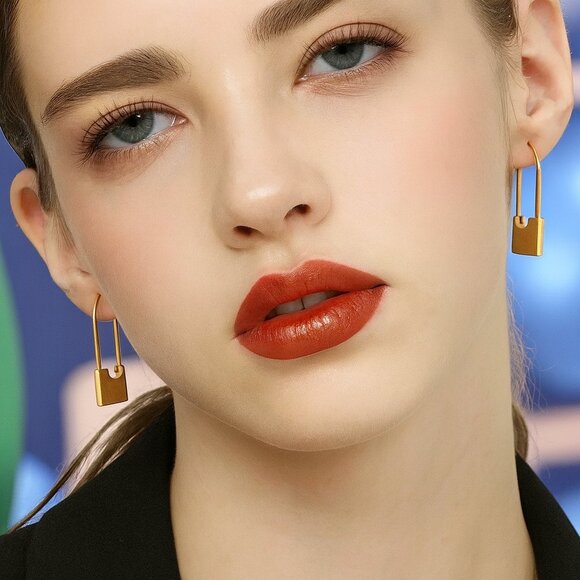 🆕️ Minimalist Padlock-Shaped Trendy 18K Gold Plated Stainless Steel Earrings 🔒 - Picture 7 of 11